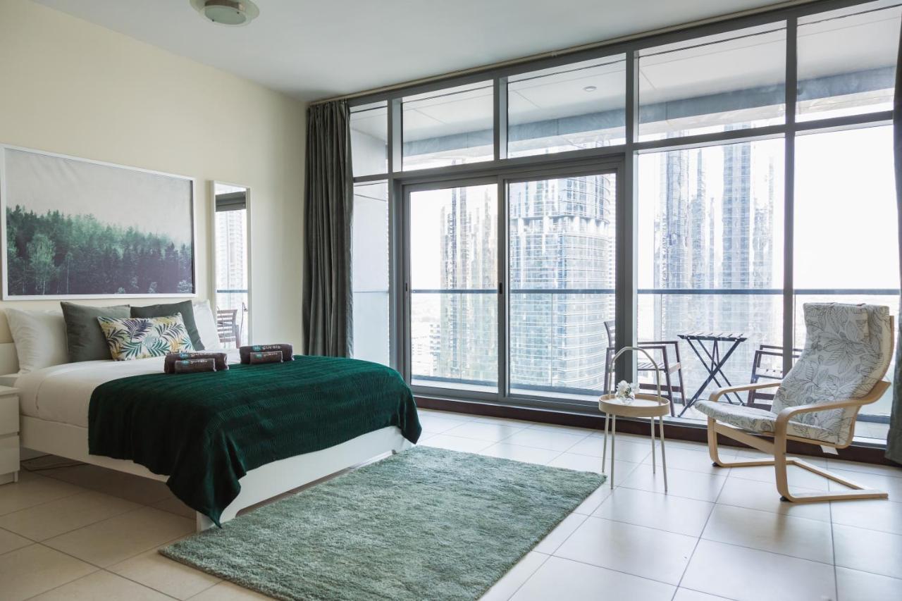 ドバイHiguests - Cozy Studio With Panoramic Views On The Lakeアパートメント エクステリア 写真